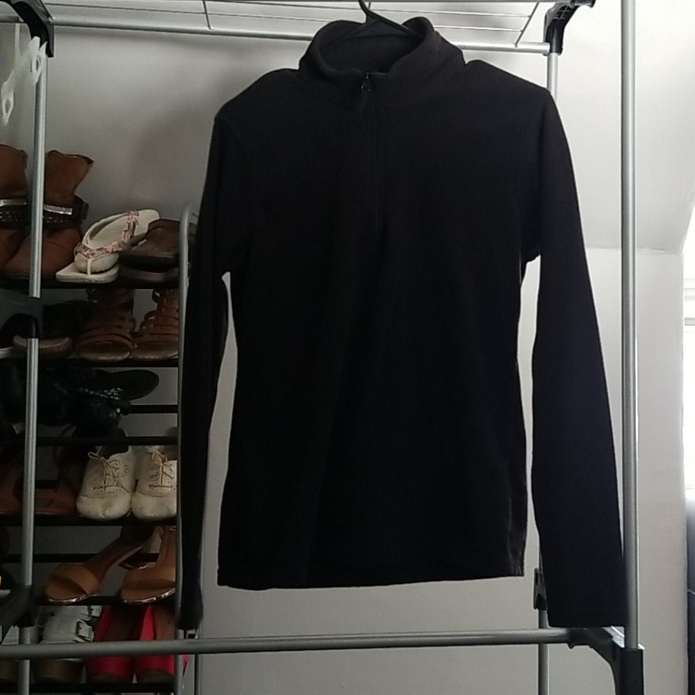 Pull over sweater